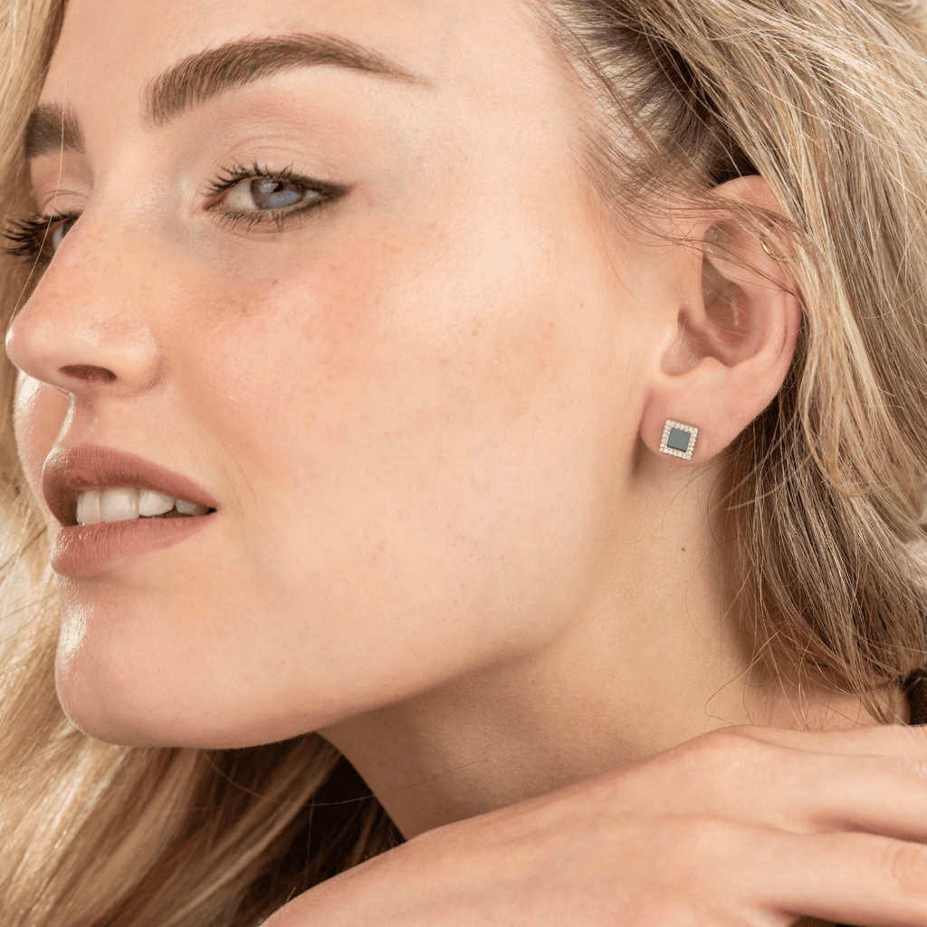 14k Solid Gold Shiny Tanaor Earrings