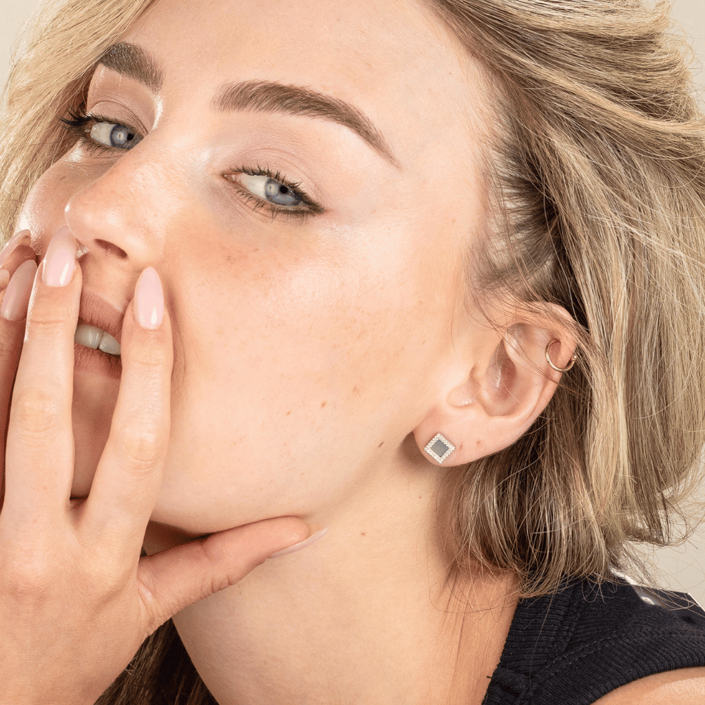 14k Solid Gold Shiny Tanaor Earrings