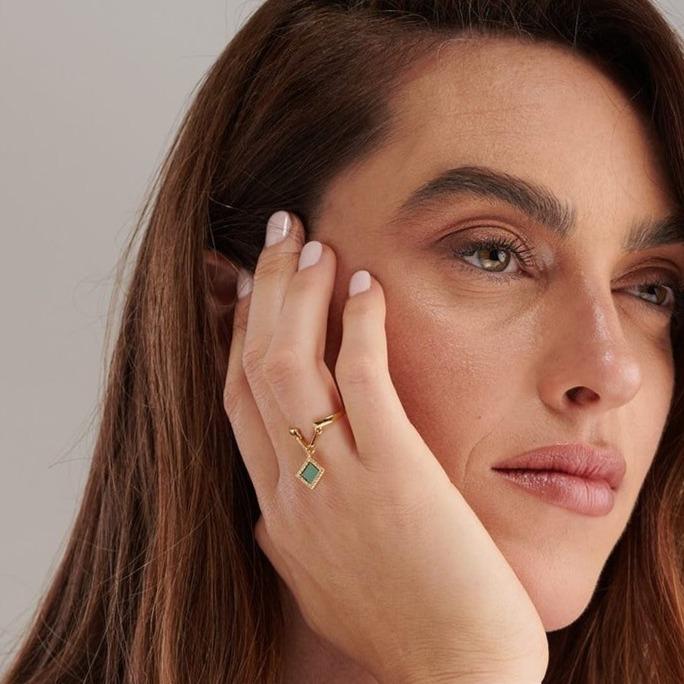 14k Solid Gold Dancing Ring