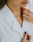 V Shiny Necklace